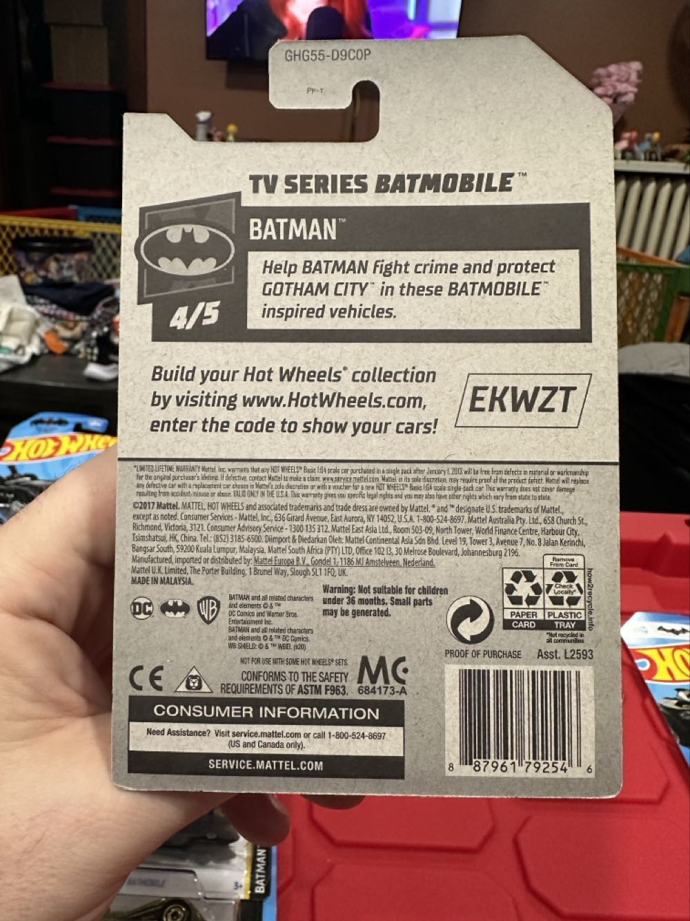 Hot Wheels: TV Series Batmobile (Plumb) - Mattel (DC:Batman) action figure collectible [Barcode 887961792546] - Main Image 3