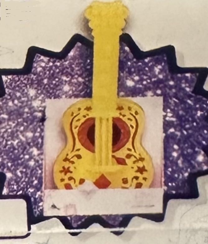 Gold Rapunzel Guitar Mini Brands Disney Store - Zuru (Disney Store) action figure collectible - Main Image 2