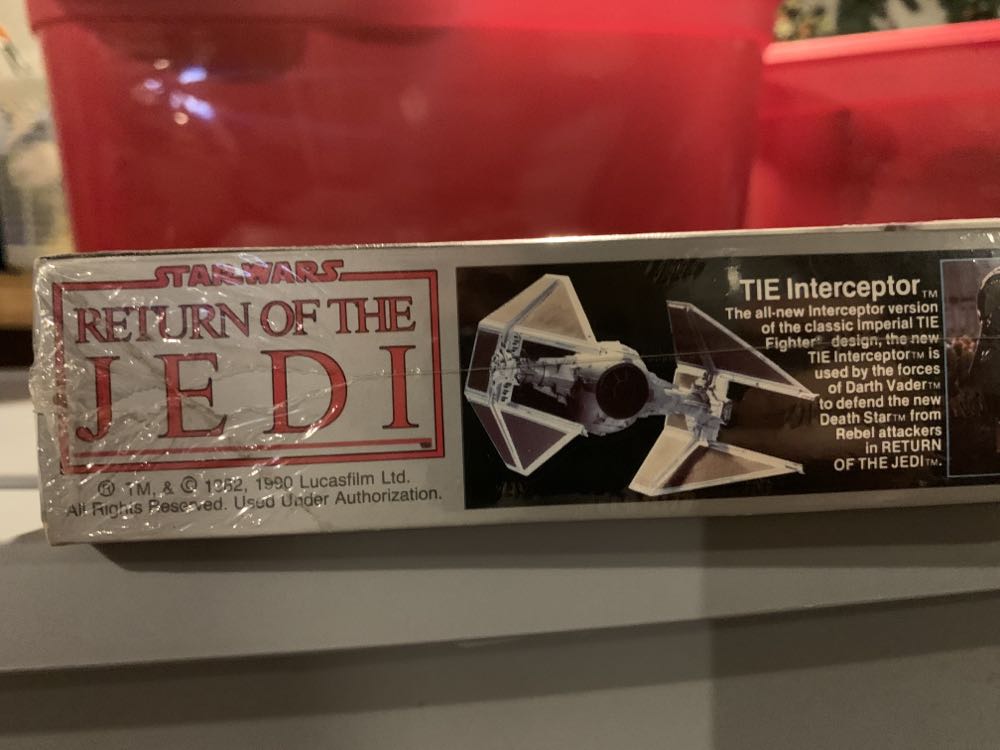 Kit Return Of The Jedi Tie Interceptor Snap Model Kit New Mpc Star Wars Return Jedi Model  action figure collectible [Barcode 036881089315] - Main Image 2