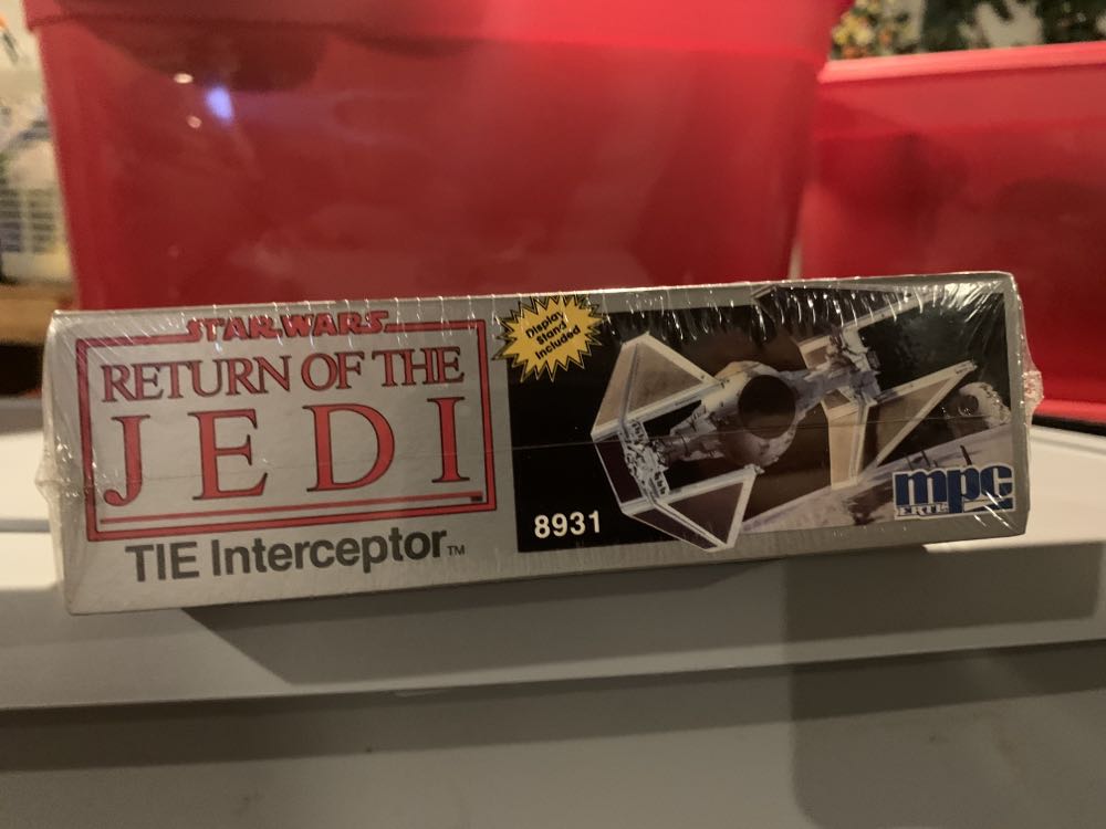 Kit Return Of The Jedi Tie Interceptor Snap Model Kit New Mpc Star Wars Return Jedi Model  action figure collectible [Barcode 036881089315] - Main Image 3