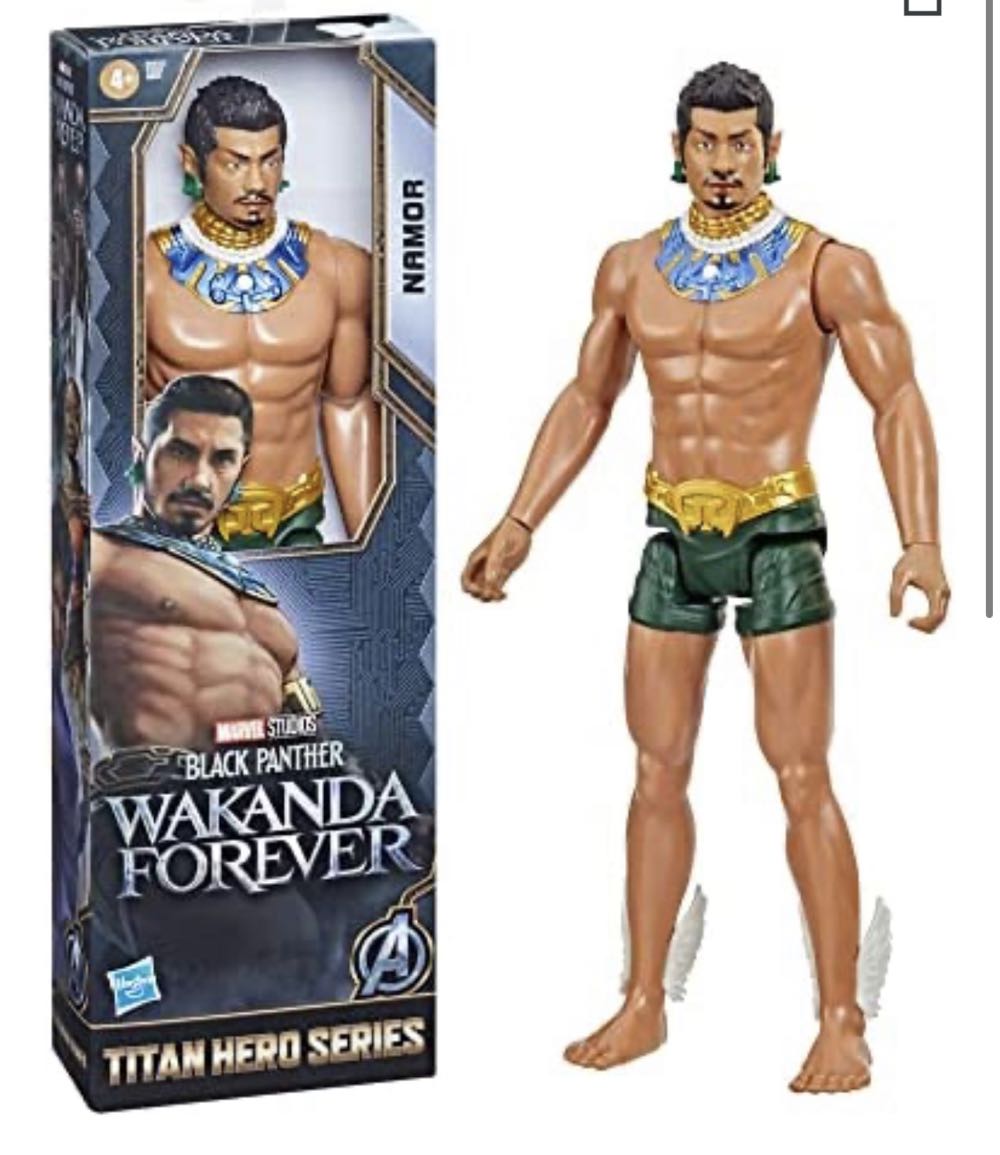 AT-ST Driver With Blaster Rifle And Pistol