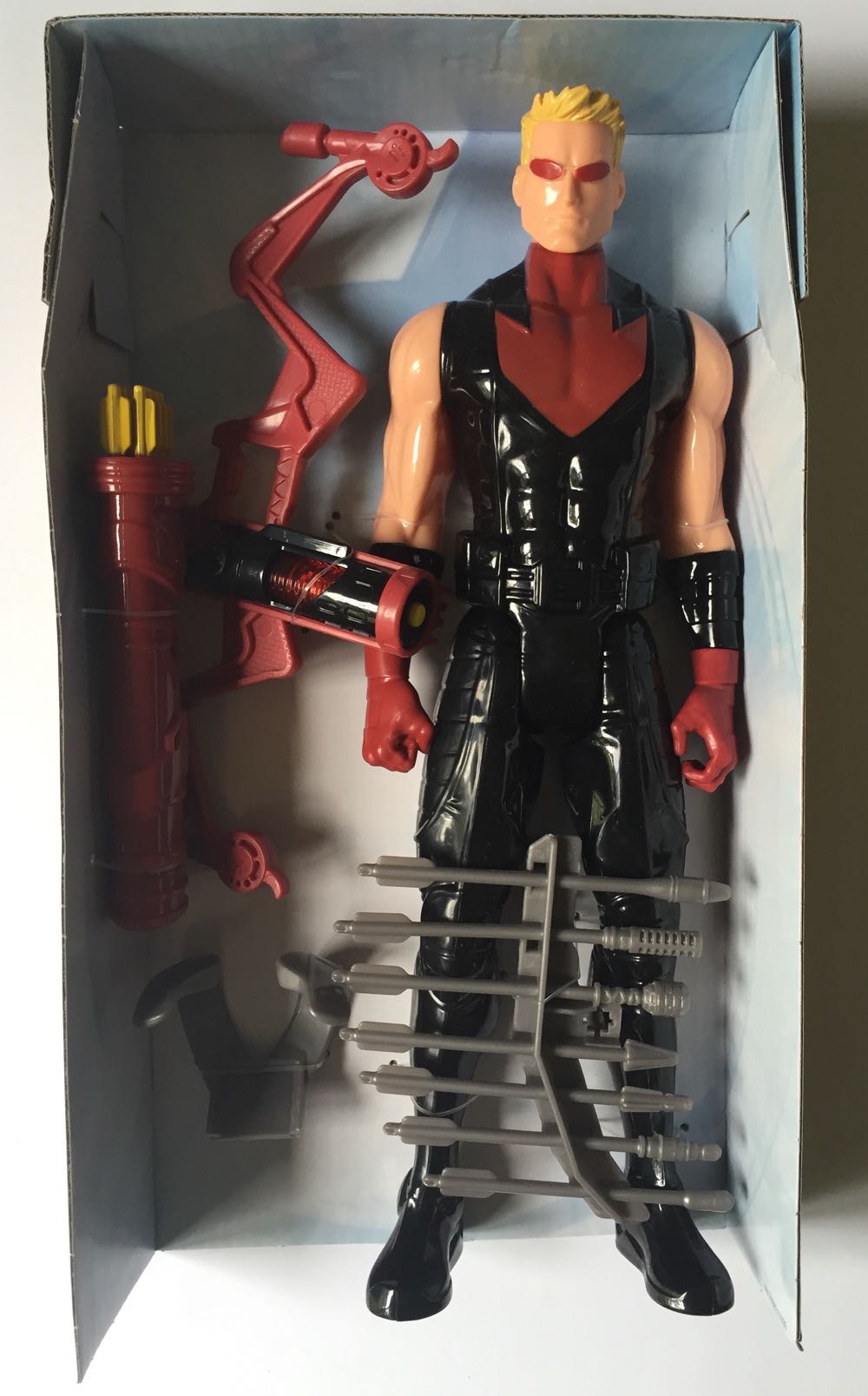 Hawkeye  - Hasbro (Avengers) action figure collectible - Main Image 2