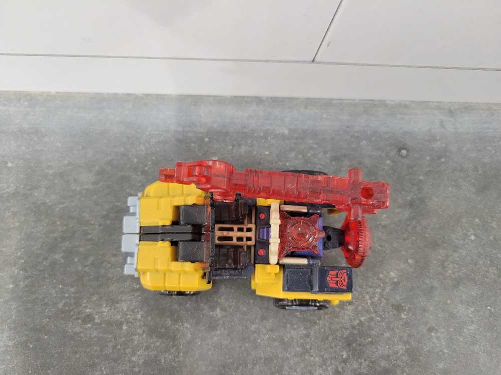 Strongarm Vehicle Mode Missing Arms - Hasbro (Energon) action figure collectible - Main Image 2