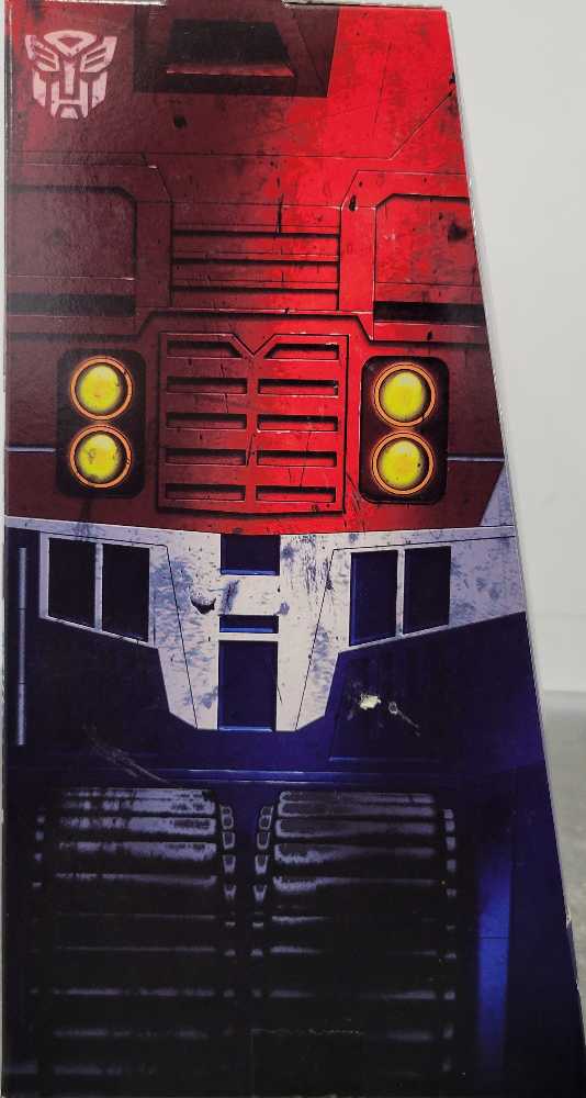 Optimus Prime 1st Boxed - Hasbro (Titanium) action figure collectible - Main Image 2