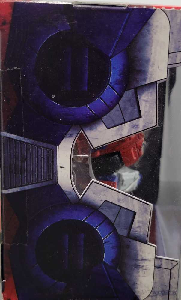 Optimus Prime 1st Boxed - Hasbro (Titanium) action figure collectible - Main Image 3