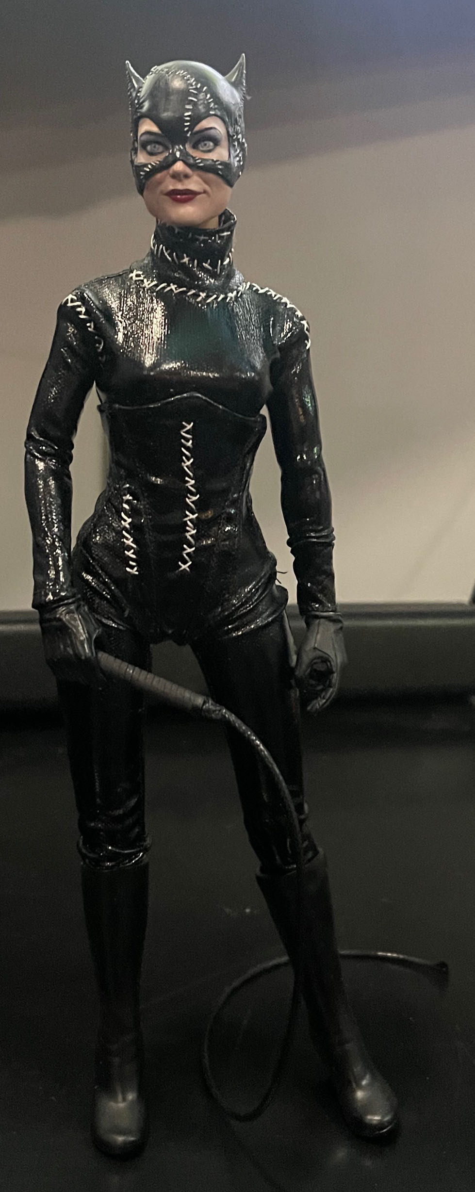 Catwoman : Michelle Pfiffer - Custom (DC Movies) action figure collectible - Main Image 2