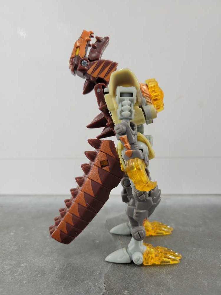 Doom-Lock 3rd Missing Accessories  - Hasbro (Energon) action figure collectible - Main Image 3