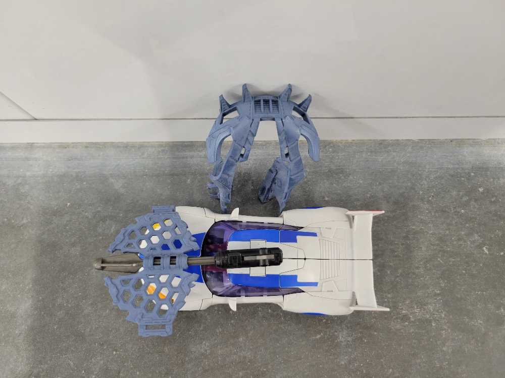 Smokescreen Vehicle Mode  - Hasbro (Prime Beast Hunters) action figure collectible - Main Image 2