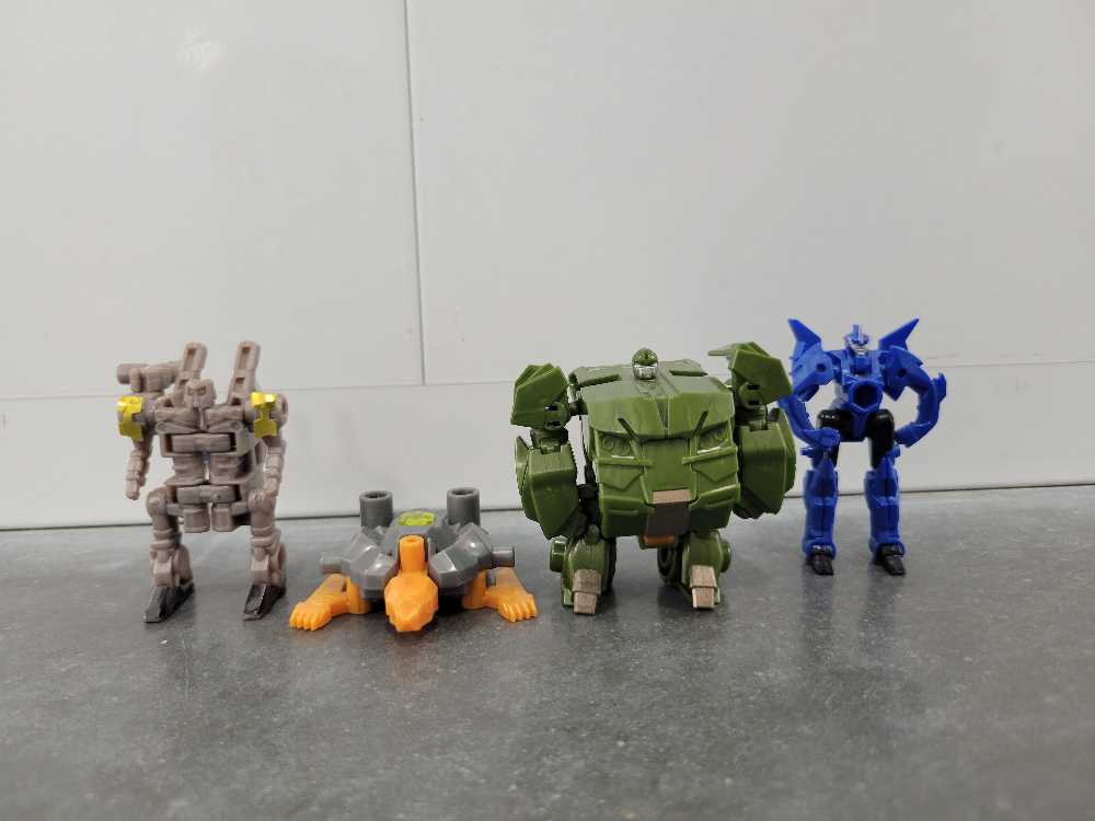 Dado With Arcee, Bulkhead And Scythe Gasapon - Takara (Arms Micron) action figure collectible - Main Image 4