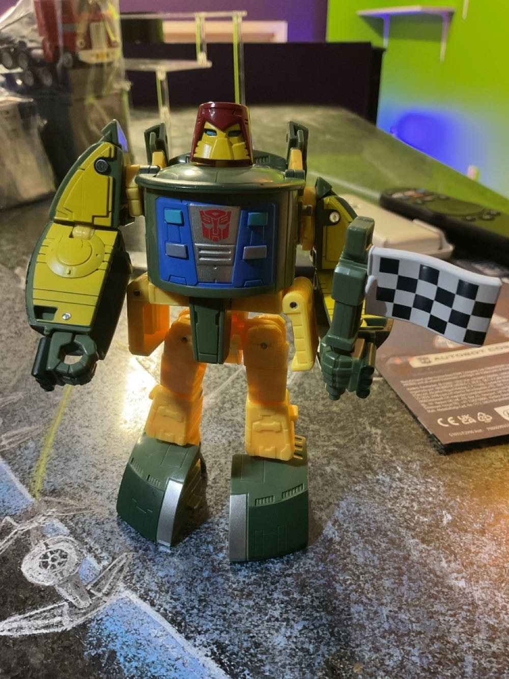 Transformers Legacy United Cosmos - Hasbro (Transformers) (Transformers: Legacy United) action figure collectible - Main Image 2