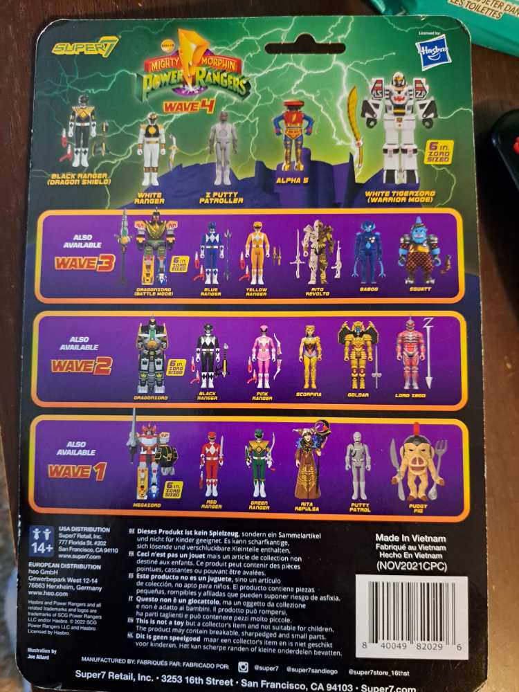 White Ranger - Super7 (Mighty Morphin Power Rangers) action figure collectible [Barcode 840049820296] - Main Image 3