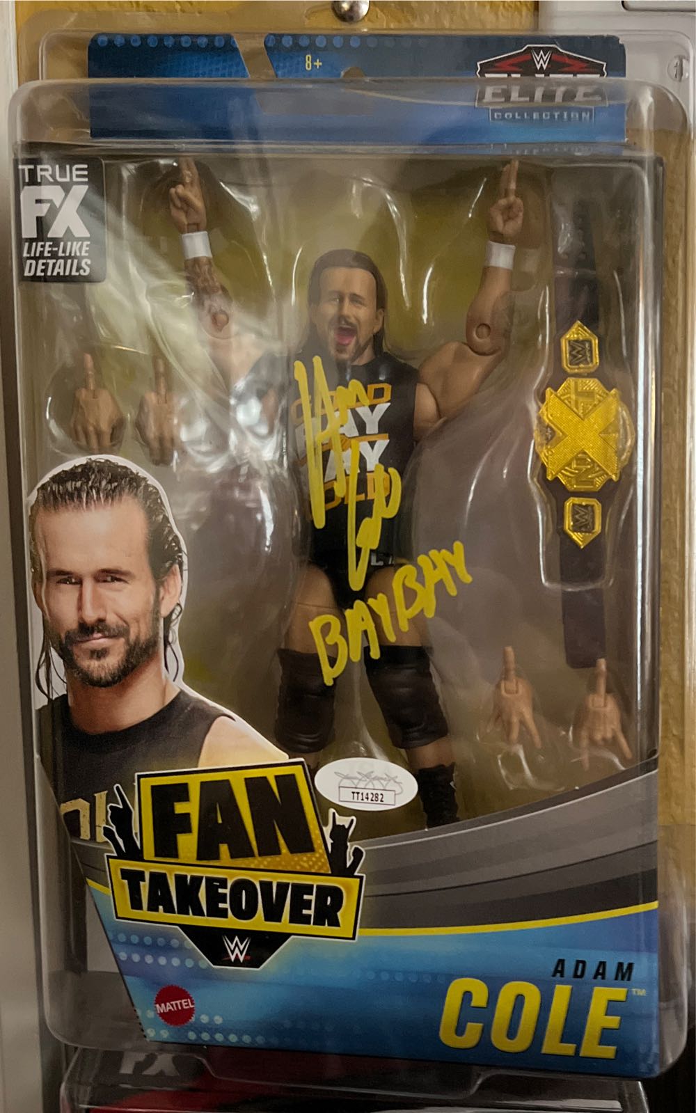 Dark Horse Deluxe Classic Comic Book Character Series Sin City Marv Statue (Sin City)