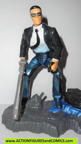 Street-Striker Kay - Galoob (Men In Black) action figure collectible [Barcode 047246761135] - Main Image 3