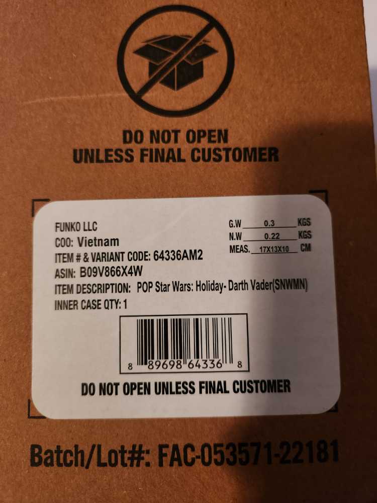 Darth Vader  (Funko Pop!) action figure collectible [Barcode 889698643368] - Main Image 2