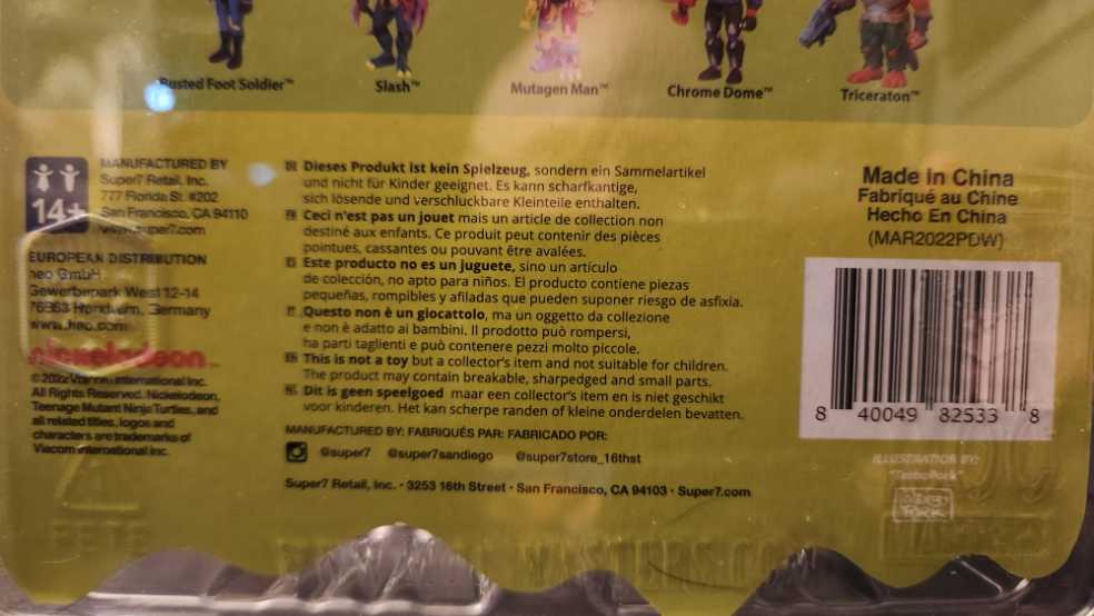 Super 7 TMNT Reaction Figure - Raphael Mutagen Ooze - Super7 (Teenage Mutant Ninja Turtles (Super7)) action figure collectible [Barcode 840049825338] - Main Image 3