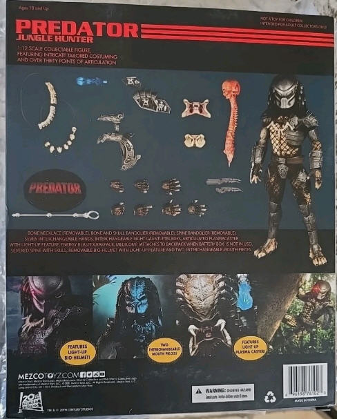 Mezco One:12- Predator - Mezco Toyz (Predator) action figure collectible [Barcode 696198761023] - Main Image 4