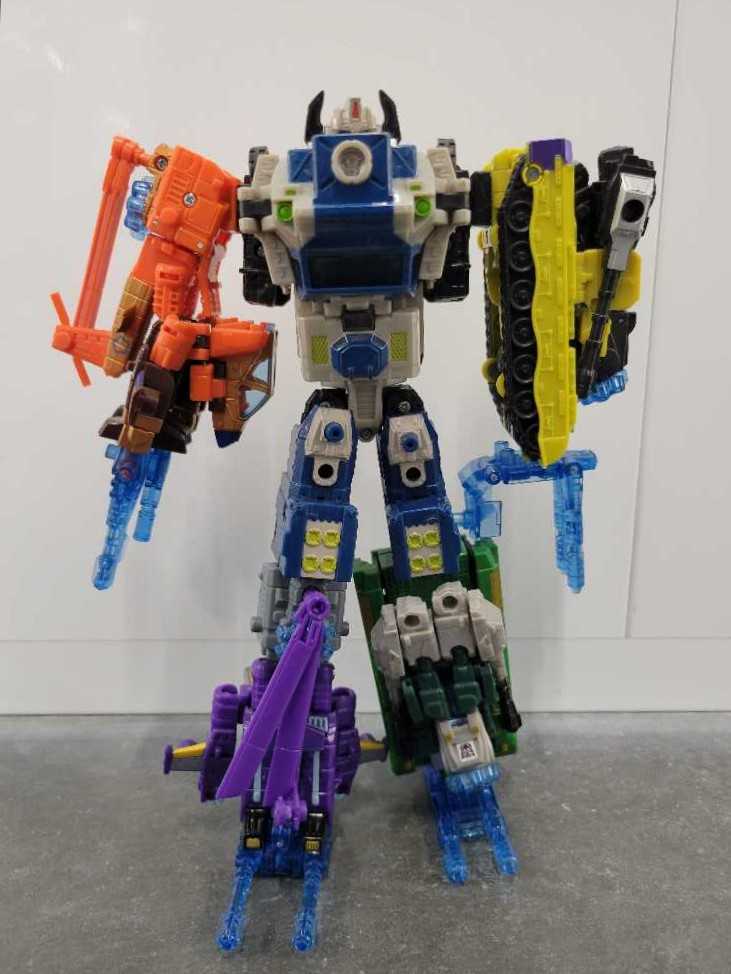 Bruticus Maximus Barricade Kickback Stormcloud Blackout Blight - Hasbro (Energon) action figure collectible - Main Image 2