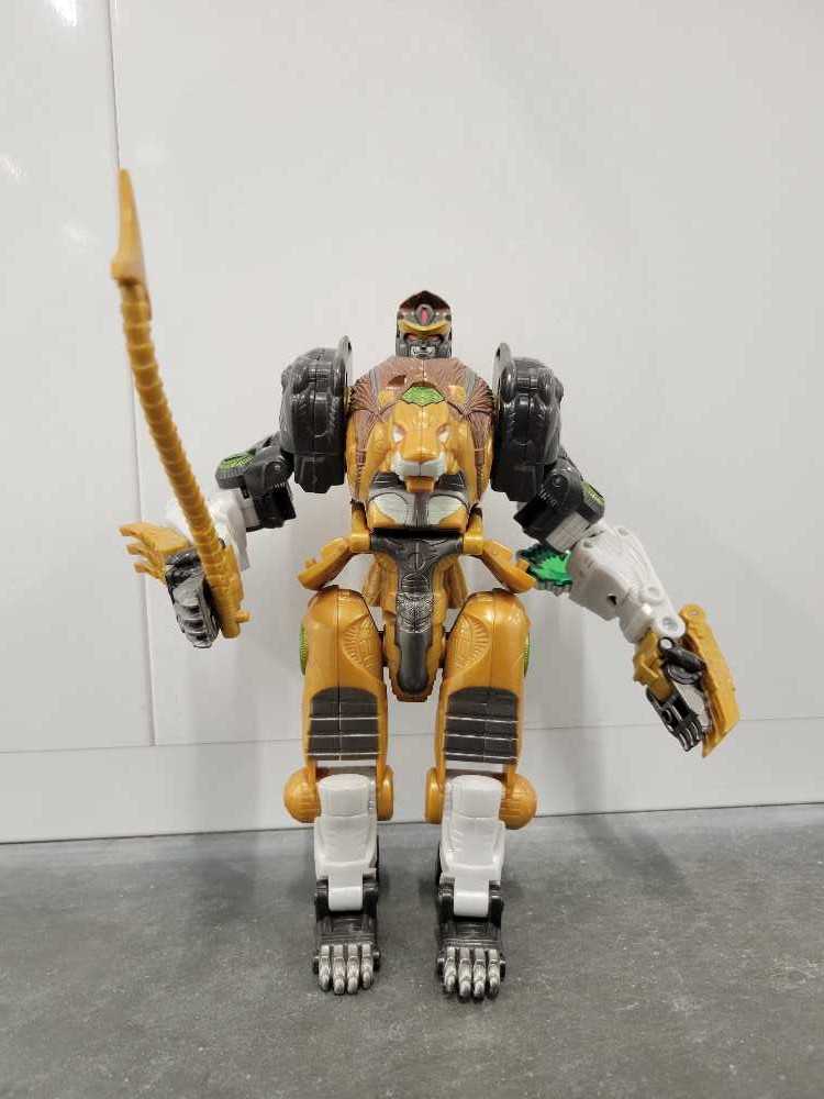 Leo Breaker - Hasbro (Cybertron) action figure collectible - Main Image 2