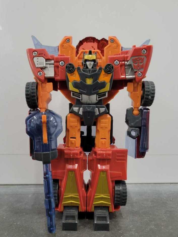 Excellion - Hasbro (Cybertron) action figure collectible - Main Image 2