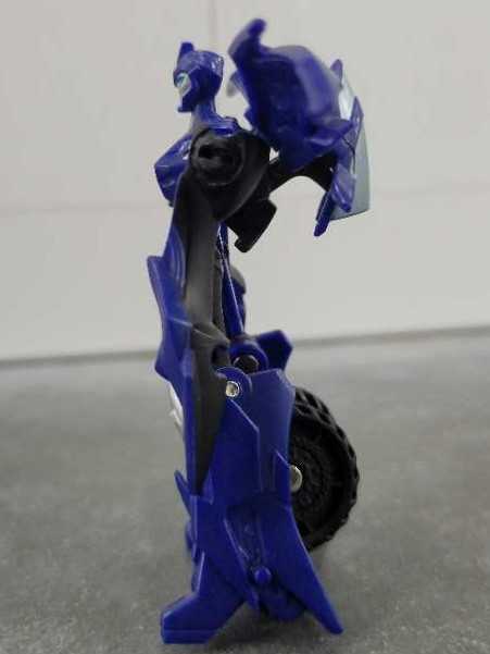 Arcee Cyberverse  - Hasbro (Prime) action figure collectible - Main Image 4