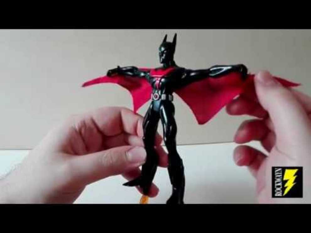 Batman Beyond: Power Cape Batman - Hasbro (Batman beyond) action figure collectible [Barcode 076930644072] - Main Image 4