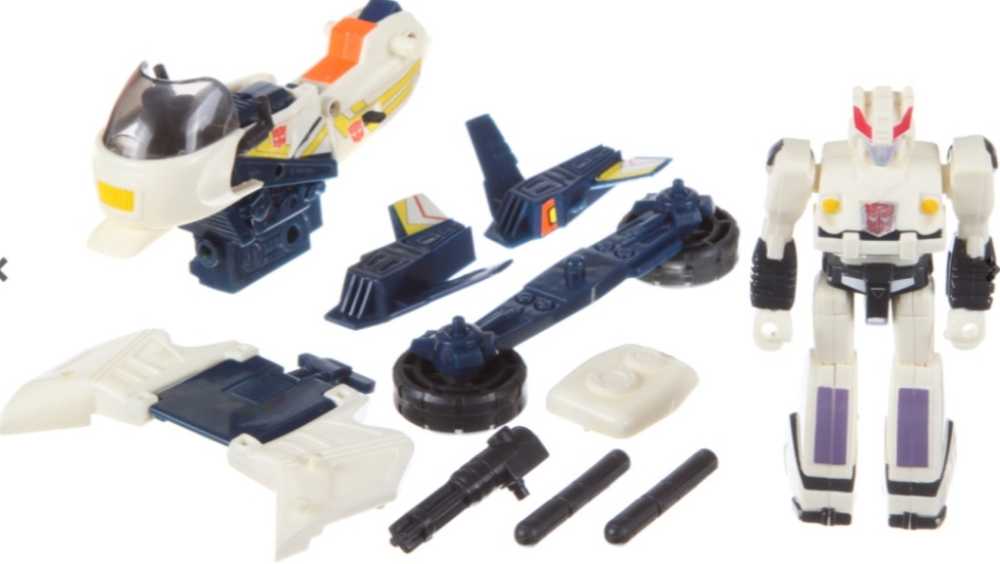 G1 Action Masters Prowl - Hasbro (Transformers - Generation 1) action figure collectible - Main Image 2