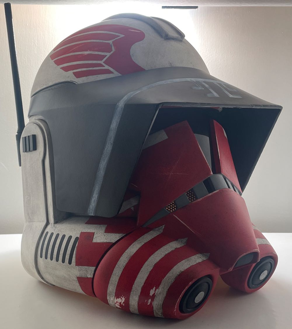 Commander Thorn Helmet - Samoilovart action figure collectible - Main Image 2