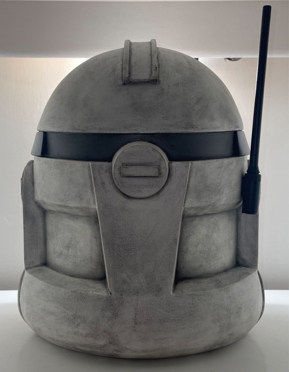 Commander Thorn Helmet - Samoilovart action figure collectible - Main Image 4