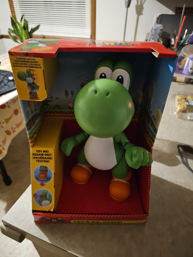 Super Mario: Let’s Go, Yoshi! - JAKKS Pacific, Inc. (Super Mario) action figure collectible [Barcode 192995413993] - Main Image 2