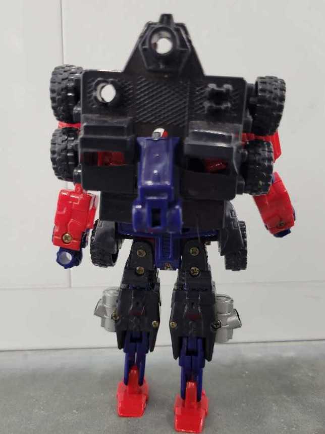 Optimus Prime - Unknown (Knock Off KO) action figure collectible - Main Image 4