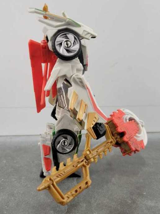 Wheeljack Robot Mode  - Hasbro (Prime Beast Hunters) action figure collectible - Main Image 3