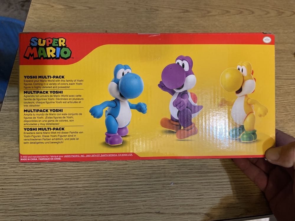 Super Mario: Yoshi Pack 3 - Jakks Pacific, Inc action figure collectible [Barcode 192995413832] - Main Image 3