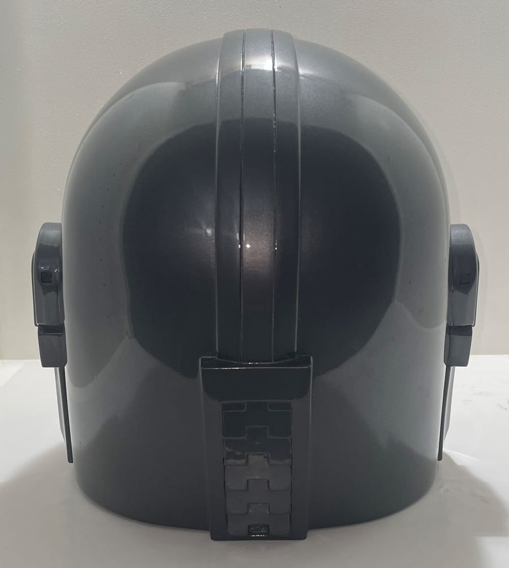 The Mandalorian Helmet - Cybercraft action figure collectible - Main Image 4