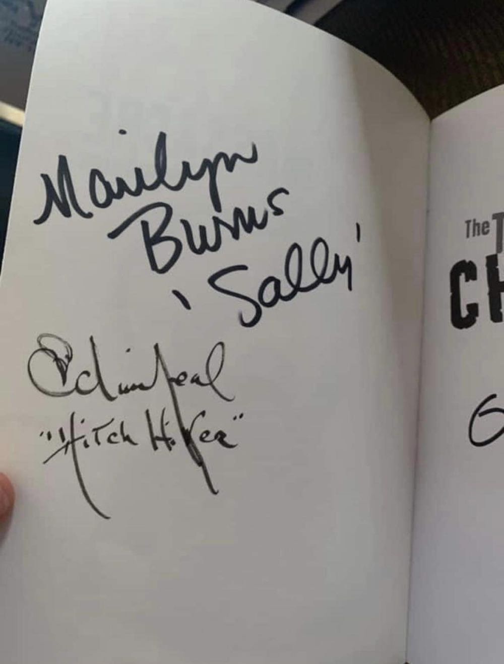 The Texas Chain Saw Massacre Companion  (The Texas Chainsaw Massacre) action figure collectible [Barcode 9781840236606] - Main Image 4