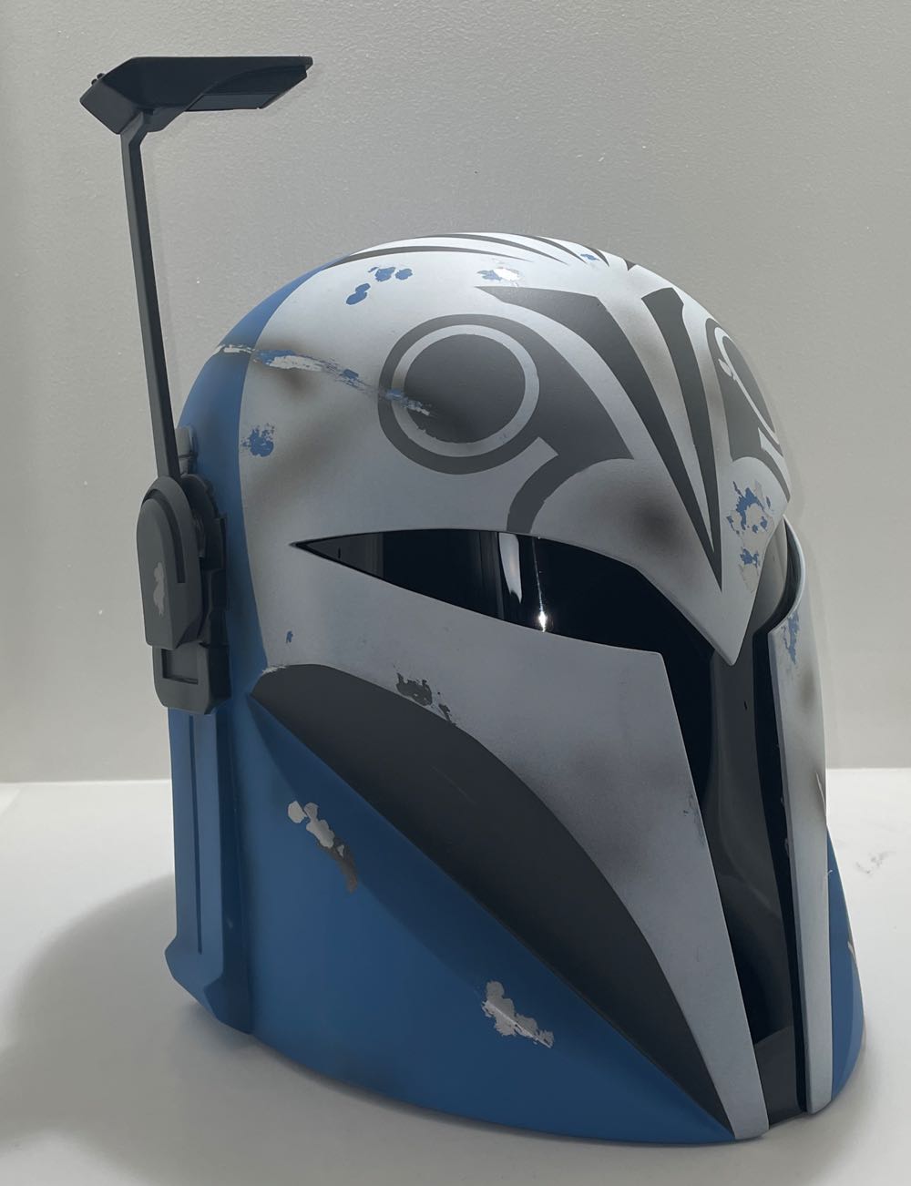 Bo-Katan Kryze Helmet - Cybercraft action figure collectible - Main Image 2