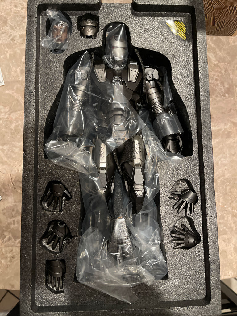 War Machine MMS331-D13 Iron Man 2 Movie Masterpiece Series DIECAST - Hot Toys / Side Show (Hot Toys (Marvel)) action figure collectible [Barcode 4895228608222] - Main Image 2