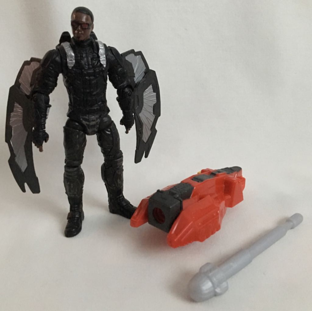 Marvel: Falcon, Rocket Storm - Hasbro (Captain America: The Winter Soldier) action figure collectible - Main Image 2