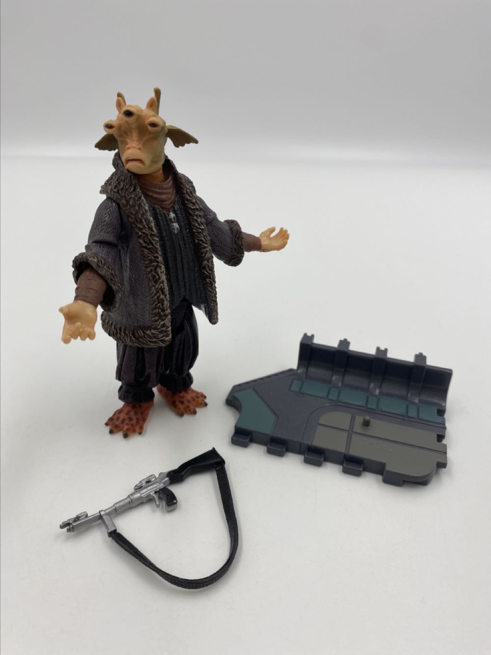 Star Wars: Wookiee Warrior - Hasbro (Revenge of the Sith III 3 of 4) action figure collectible - Main Image 2