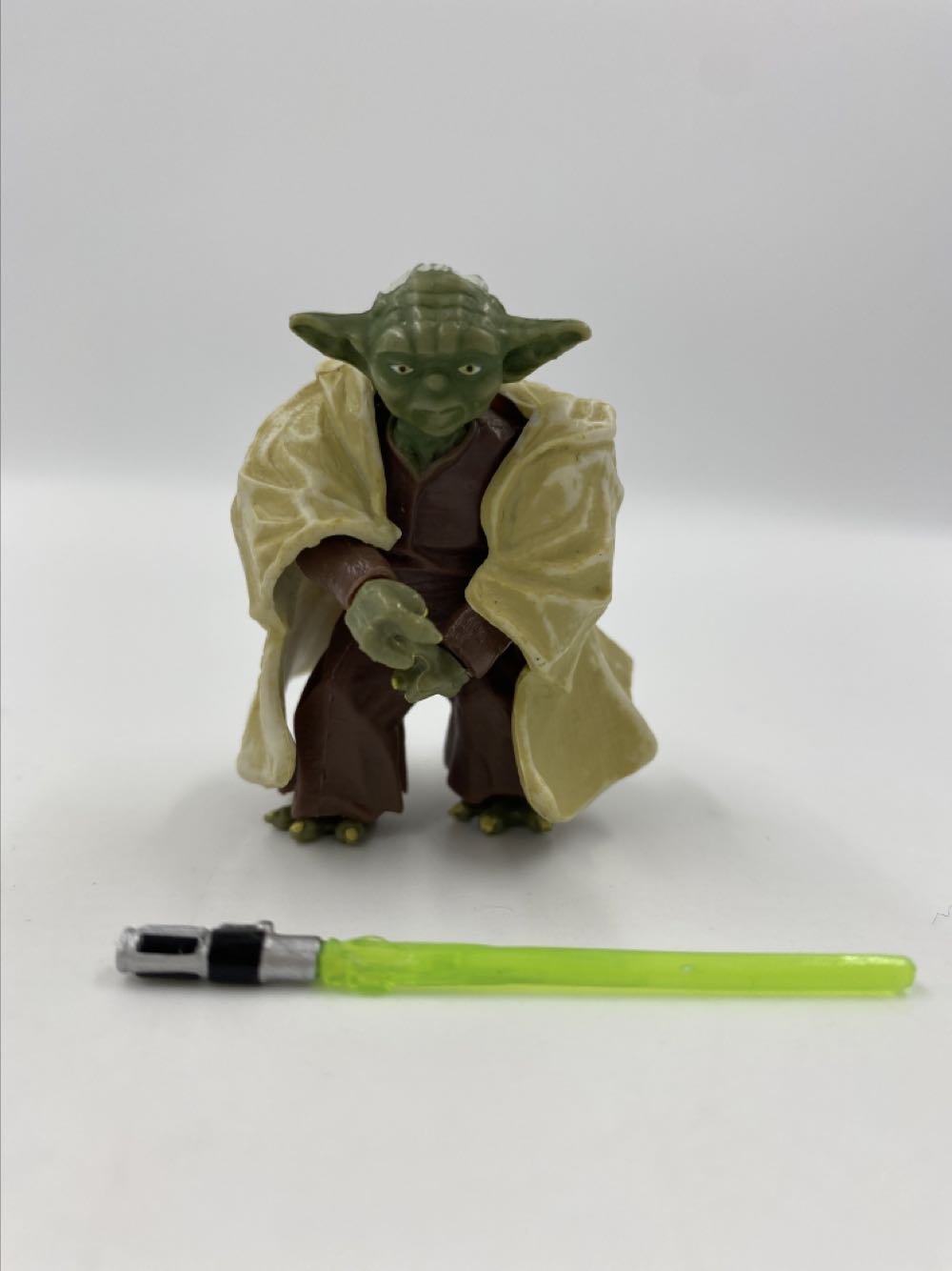 Star Wars: Yoda - Hasbro (Revenge of the Sith III-3) action figure collectible - Main Image 2