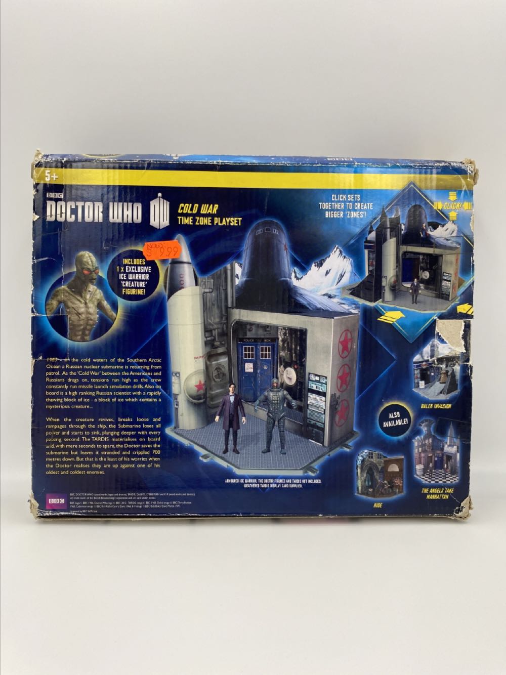 Doctor Who: Cold War Time Zone Playset - Character Options (Eleventh Doctor) action figure collectible - Main Image 3