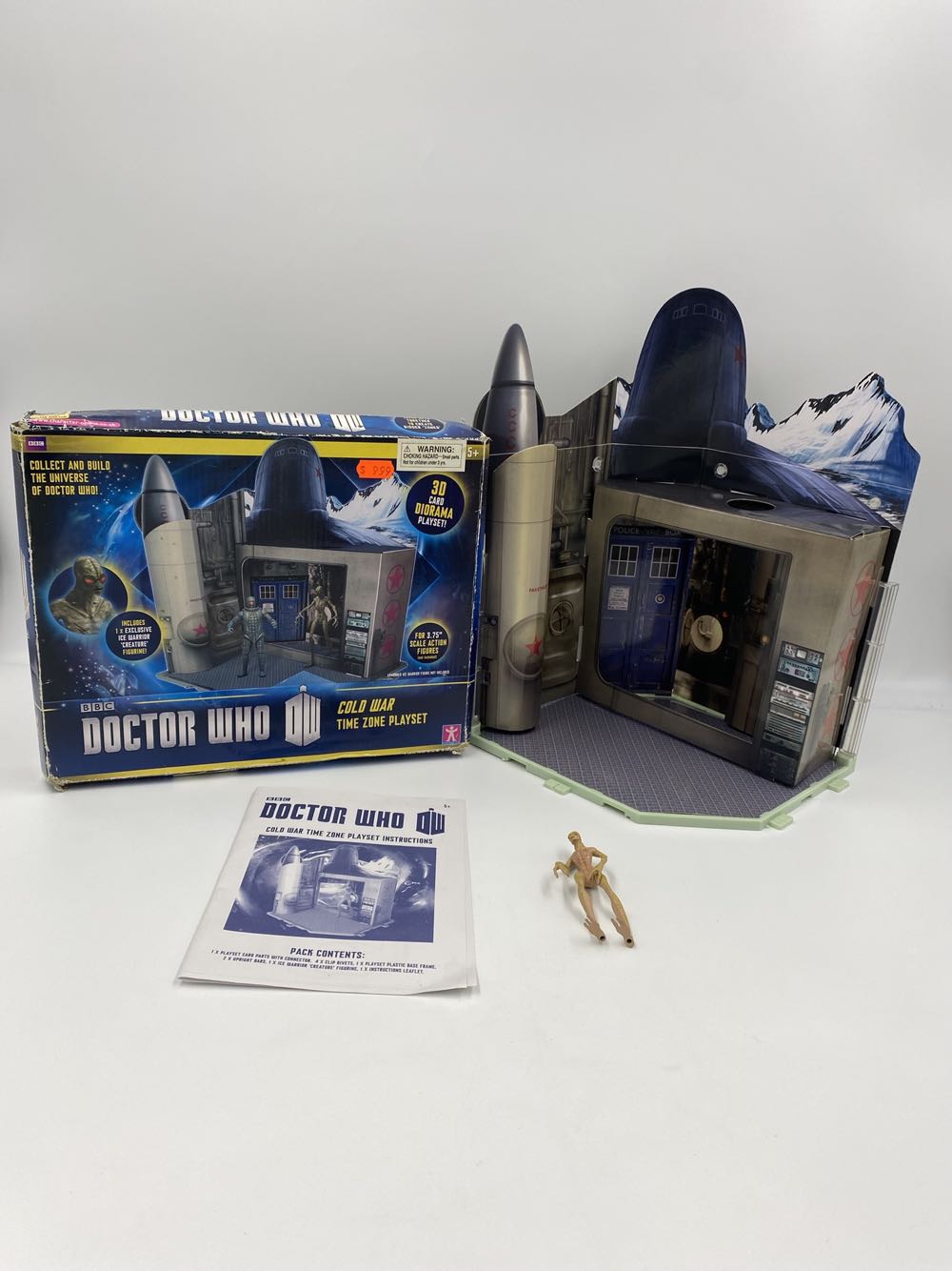 Doctor Who: Ice Warrior Creature - Character Options (Eleventh Doctor) action figure collectible - Main Image 3