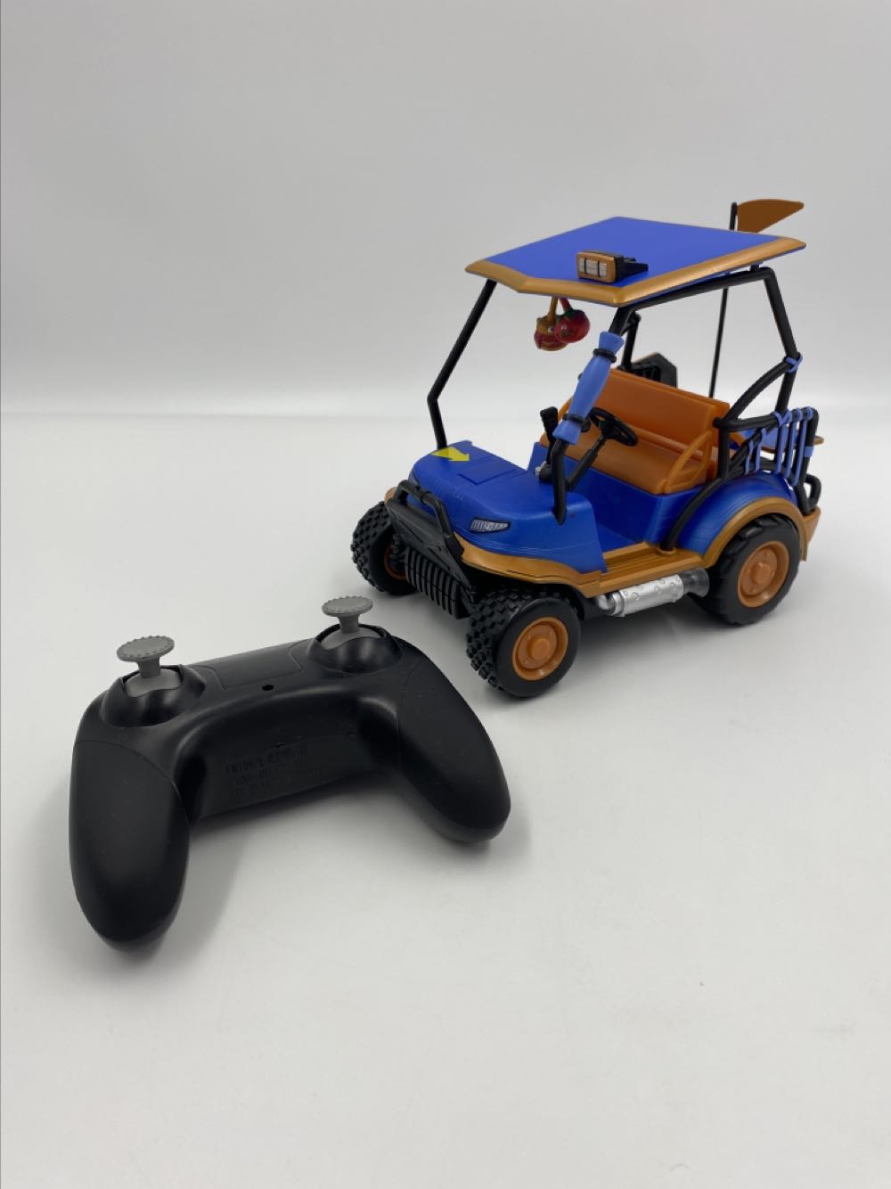 Fortnite: ATK (Stinger Wrap) All Terrain Kart - Jazwares (R/C Vehicles) action figure collectible - Main Image 3