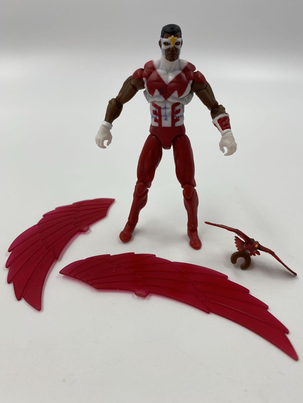 Marvel: Falcon w/Redwing - Hasbro (Marvel Universe Fury Files) action figure collectible - Main Image 4