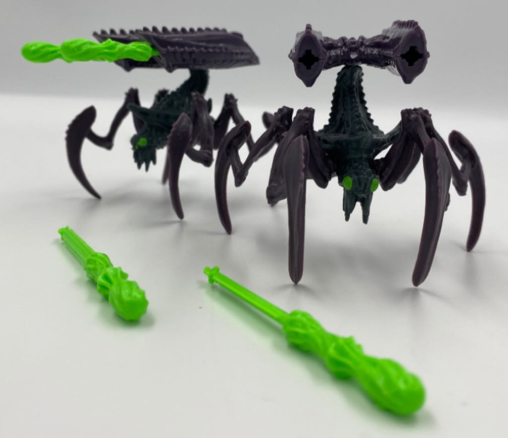 Huntra - Greenbrier International (Final Faction) action figure collectible - Main Image 2