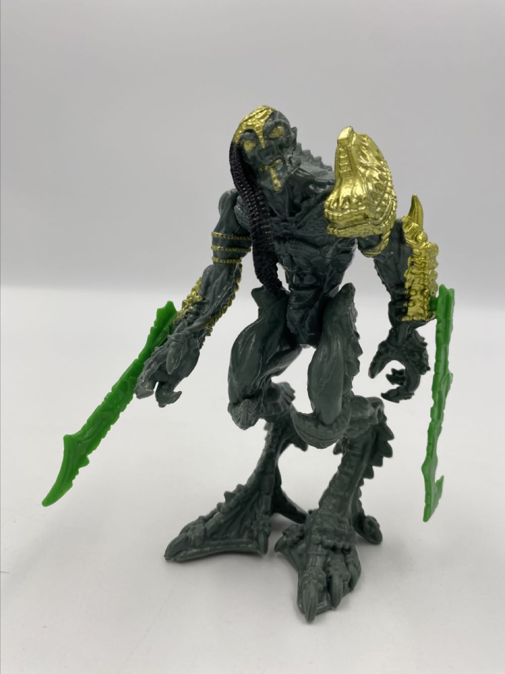 Final Faction: Krepitus - Greenbrier International (Final Faction) action figure collectible - Main Image 2