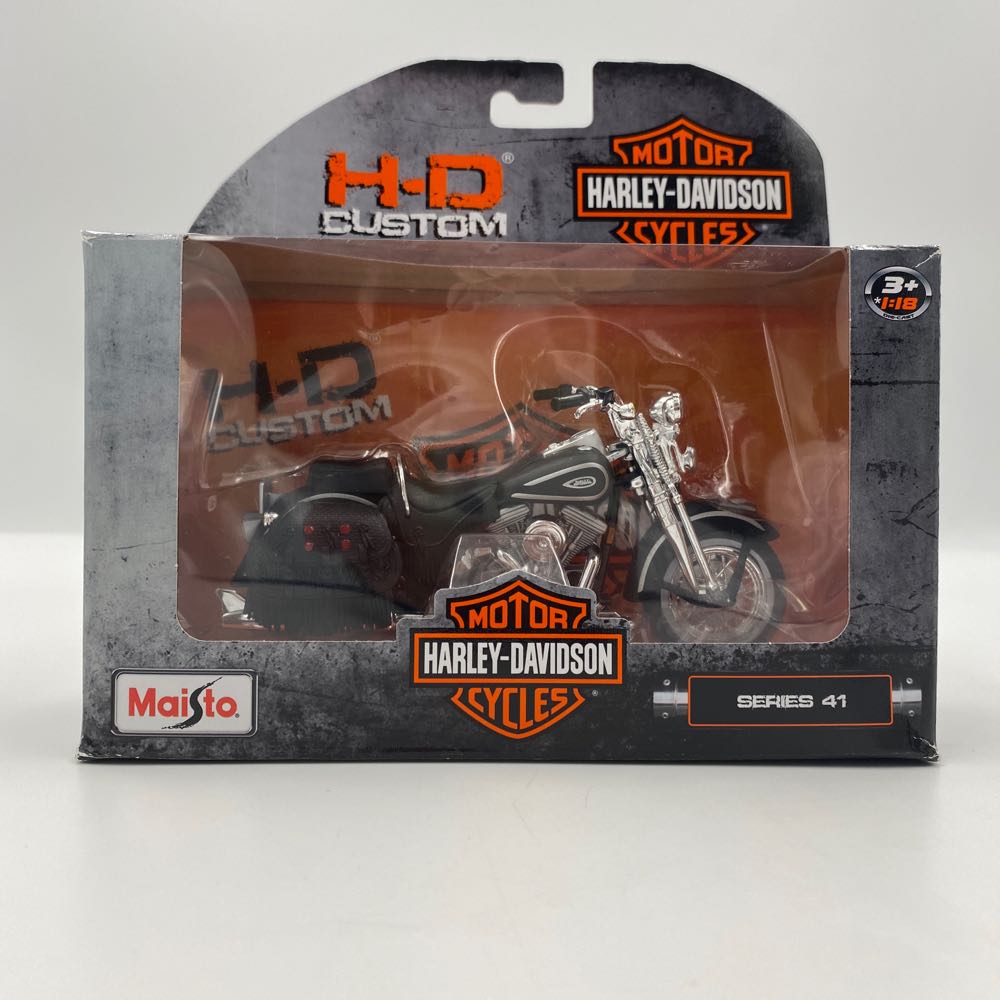 Harley Davidson: 1999 FLSTS Heritage Softail Springer - Maisto (H-D Custom) action figure collectible - Main Image 2