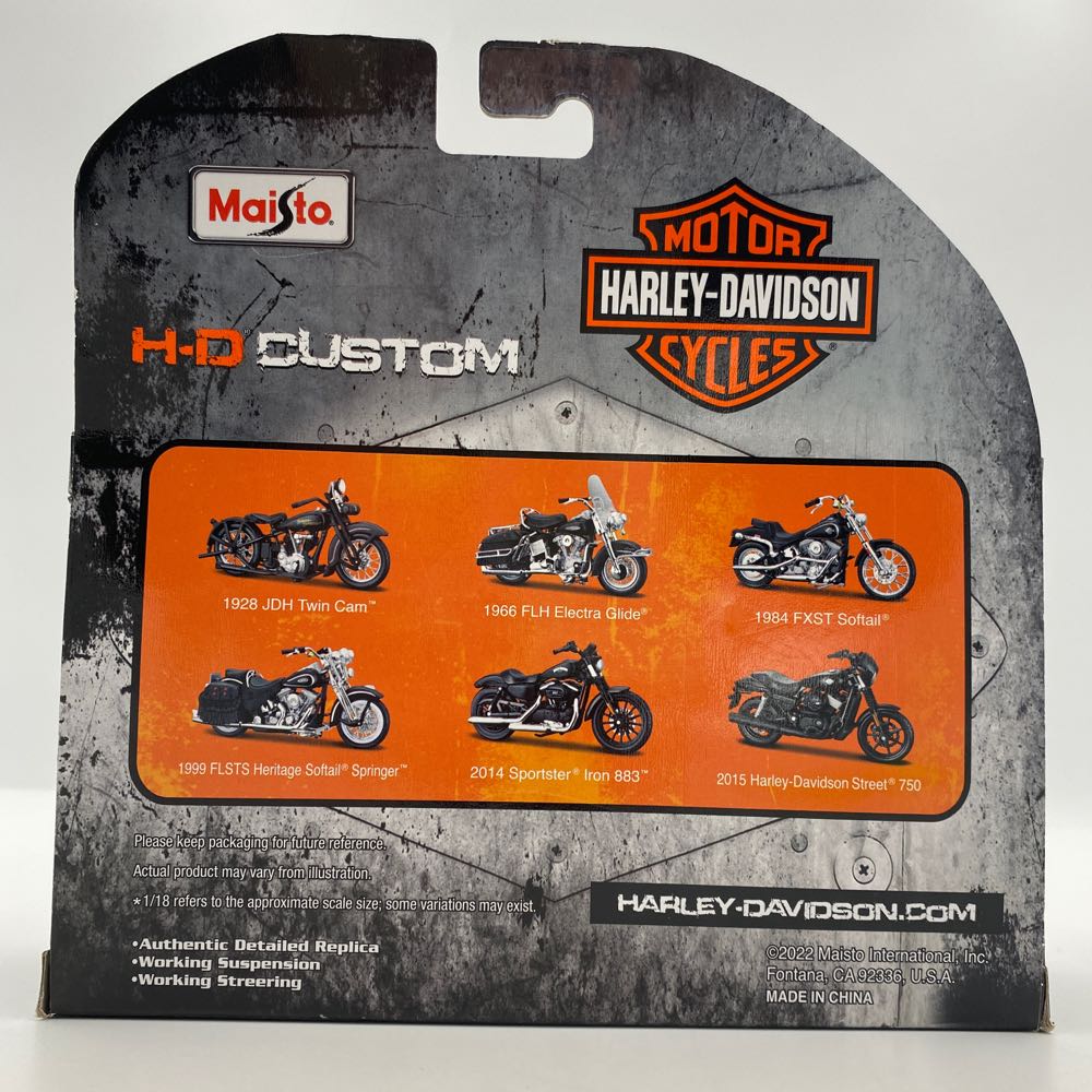 Harley Davidson: 1999 FLSTS Heritage Softail Springer - Maisto (H-D Custom) action figure collectible - Main Image 3