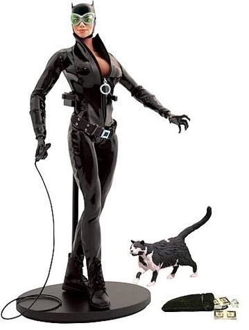 Catwoman 13” Deluxe Collector Figure - DC Direct (DC Comics) action figure collectible - Main Image 2
