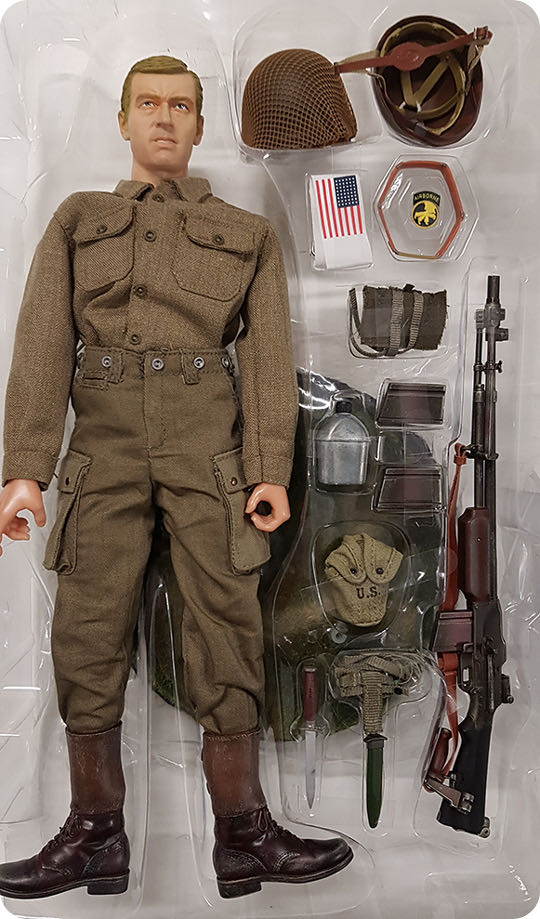 Garrett White PFC BAR Gunner - Dragon Models Ltd. (WWII) action figure collectible [Barcode 089195703415] - Main Image 3