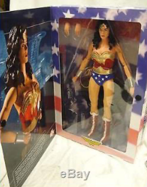 Wonder Woman 1:6 Scale Deluxe Collector Figure - DC Direct (DC Comics) action figure collectible - Main Image 2